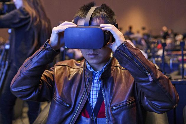 传Facebook将推多款独占VR游戏